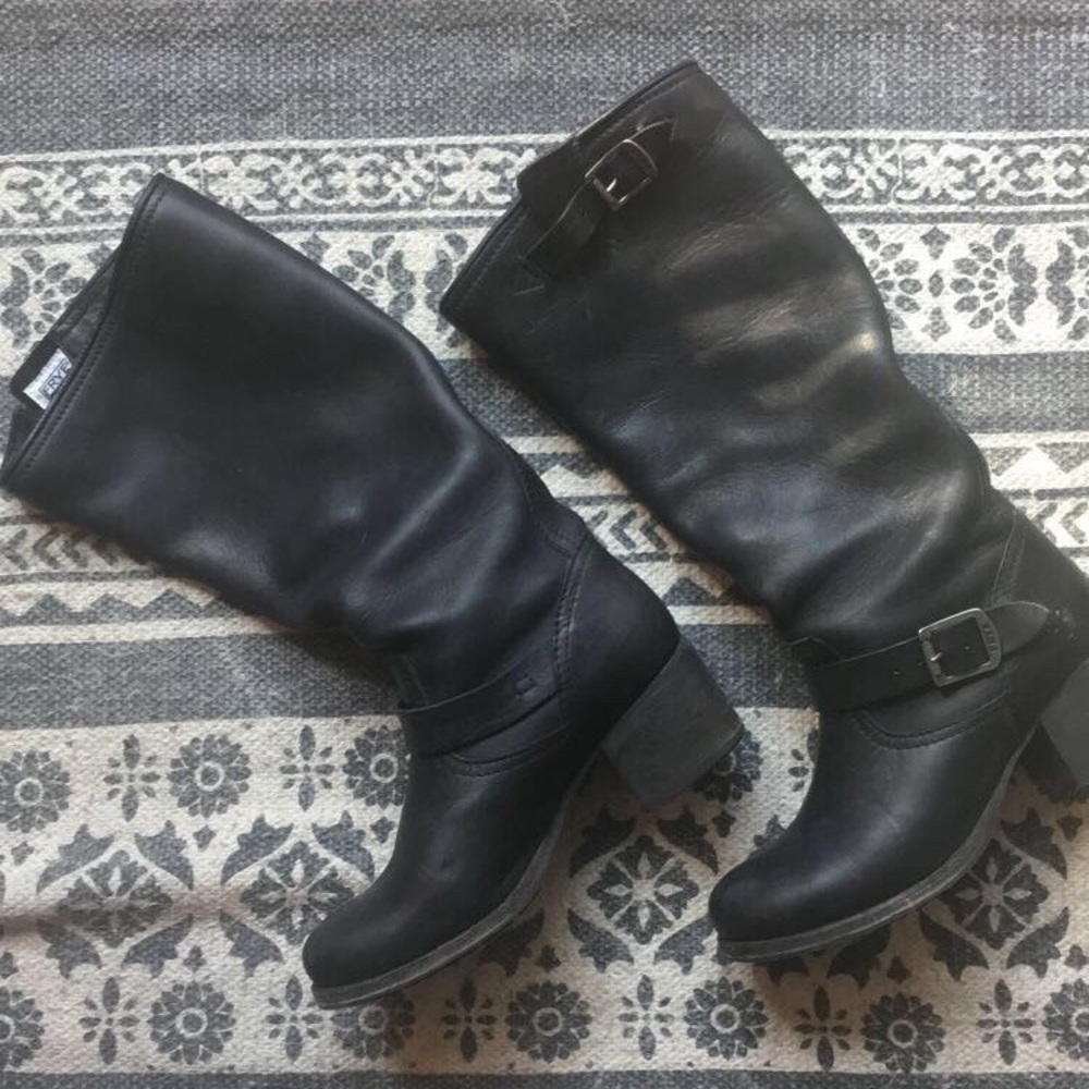 FRYE Women’s Veronica Slouch Boot